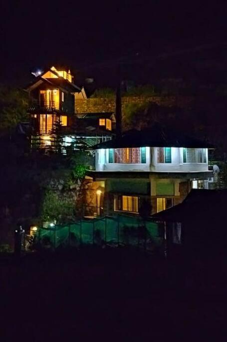 Kasauli Cascade A Cheerfull 4 Bedroom Challet Εξωτερικό φωτογραφία