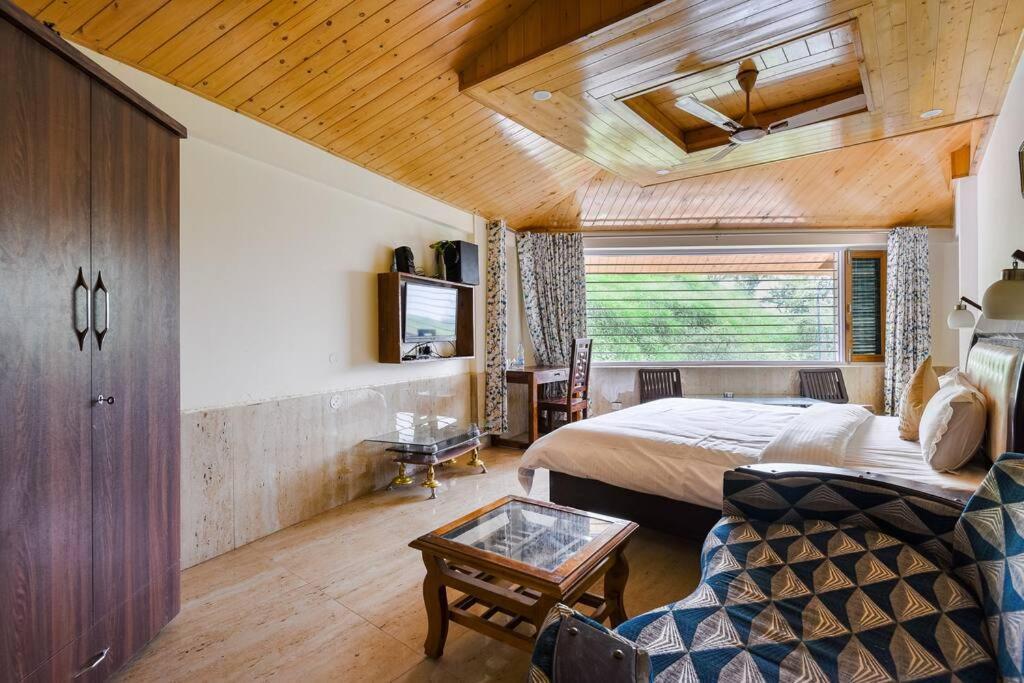 Kasauli Cascade A Cheerfull 4 Bedroom Challet Εξωτερικό φωτογραφία
