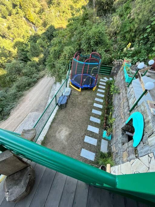Kasauli Cascade A Cheerfull 4 Bedroom Challet Εξωτερικό φωτογραφία
