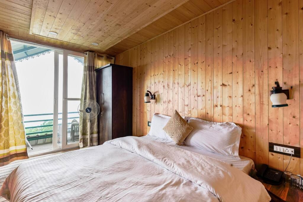 Kasauli Cascade A Cheerfull 4 Bedroom Challet Εξωτερικό φωτογραφία