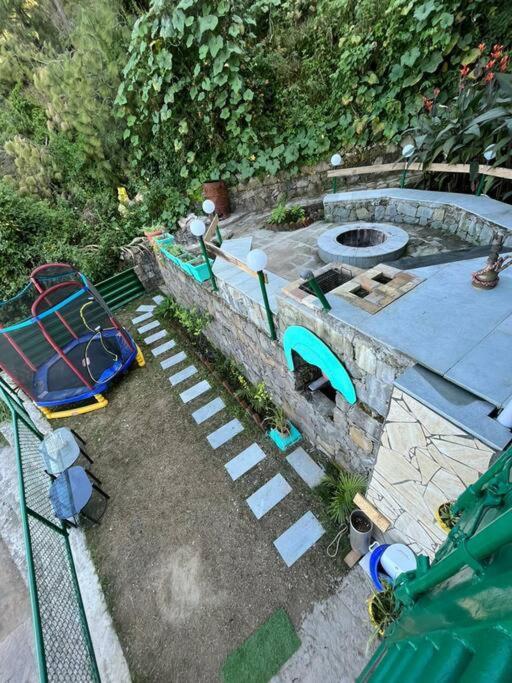 Kasauli Cascade A Cheerfull 4 Bedroom Challet Εξωτερικό φωτογραφία