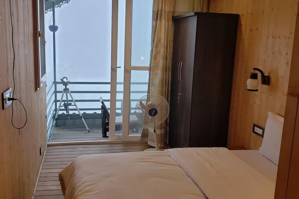 Kasauli Cascade A Cheerfull 4 Bedroom Challet Εξωτερικό φωτογραφία