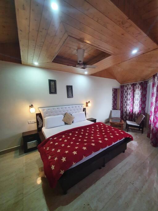 Kasauli Cascade A Cheerfull 4 Bedroom Challet Εξωτερικό φωτογραφία