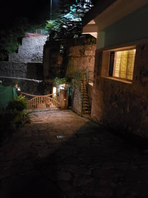 Kasauli Cascade A Cheerfull 4 Bedroom Challet Εξωτερικό φωτογραφία