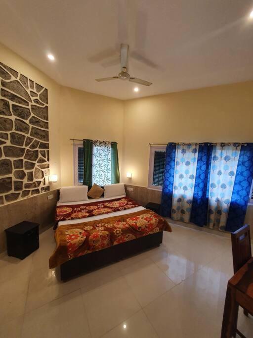 Kasauli Cascade A Cheerfull 4 Bedroom Challet Εξωτερικό φωτογραφία