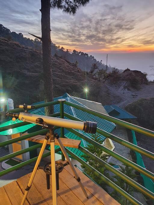 Kasauli Cascade A Cheerfull 4 Bedroom Challet Εξωτερικό φωτογραφία